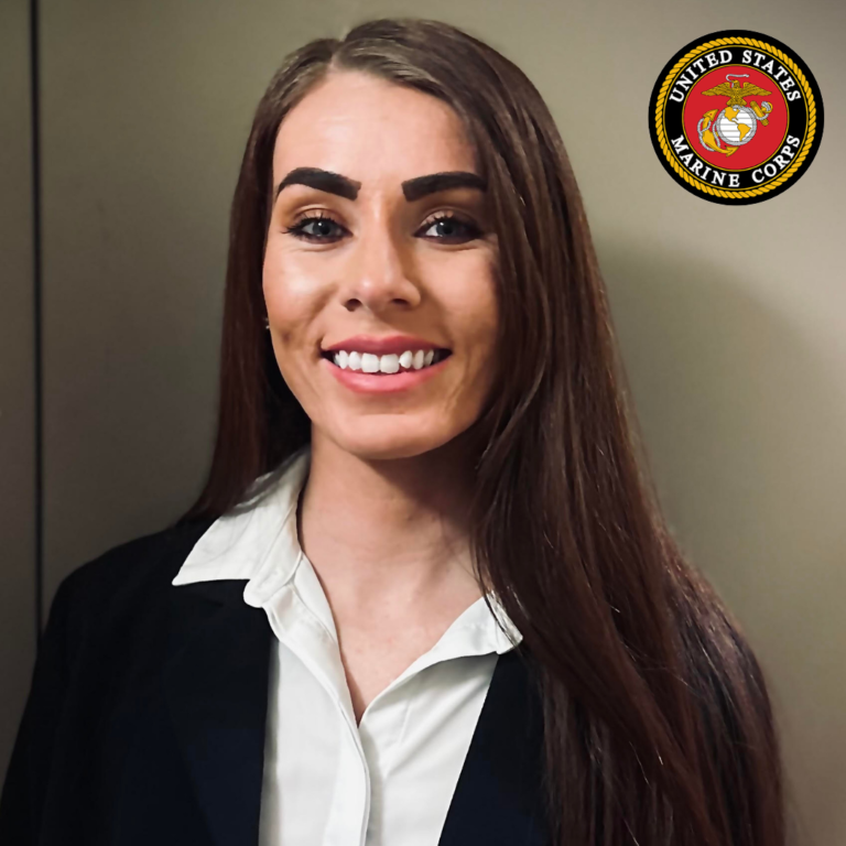 Lauren Cruces 7EG Manager Headshot